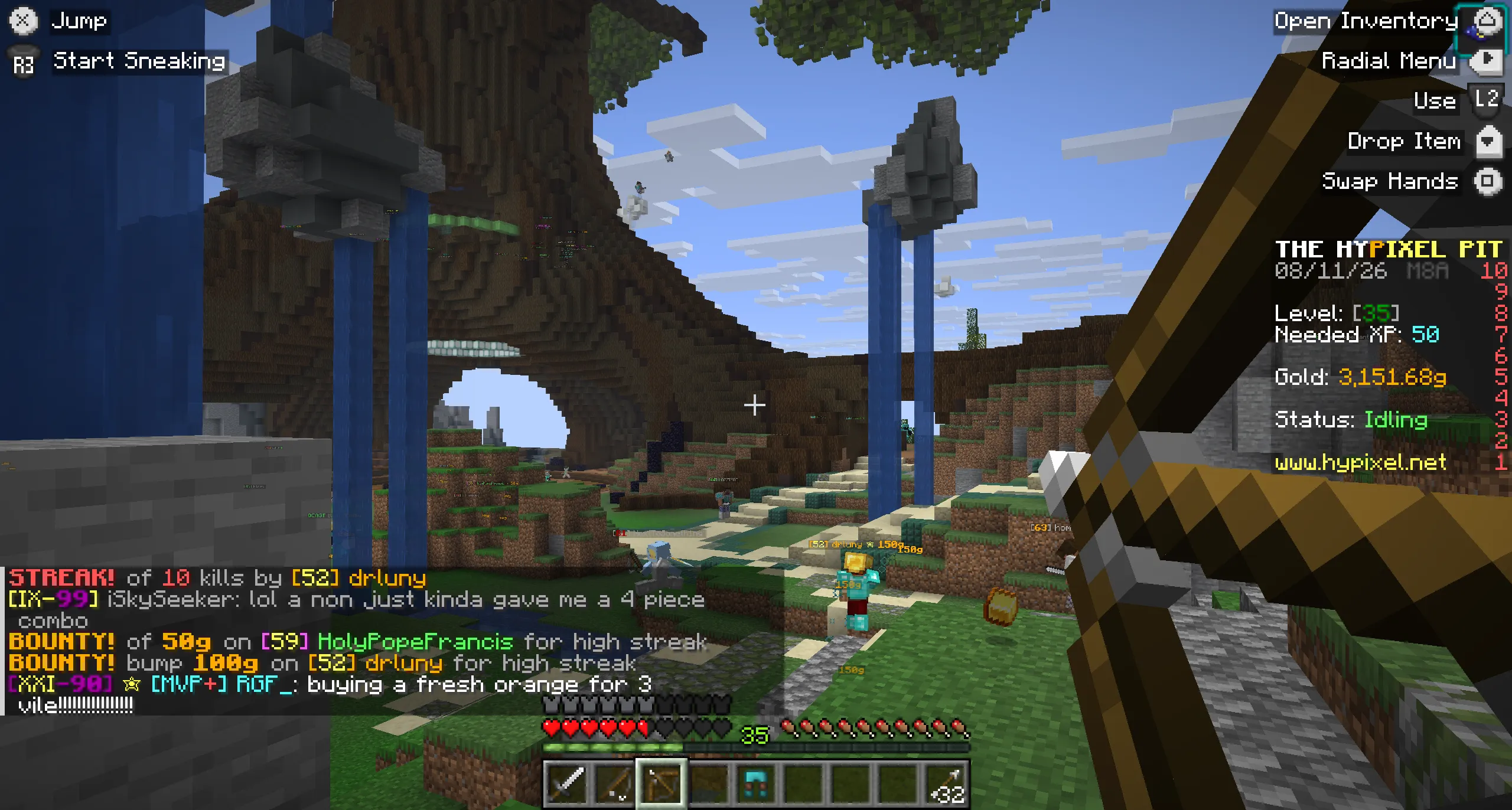 Drawing a bow in Hypixel Pit with Controlify